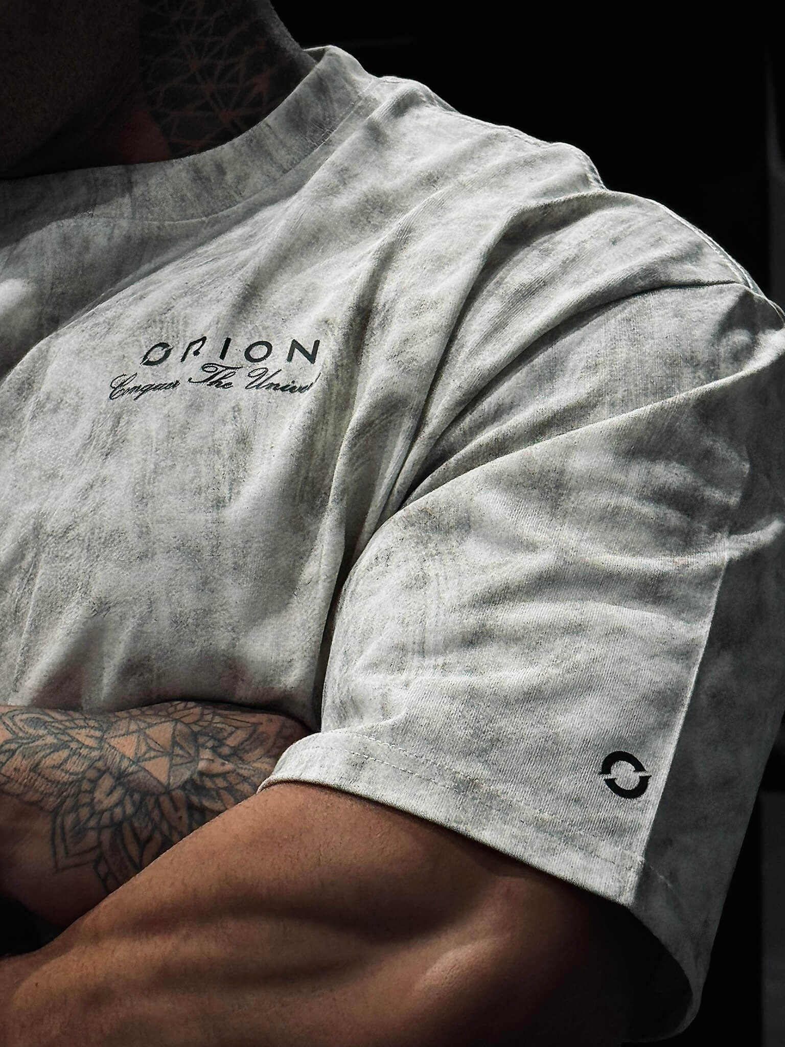 OVERSIZED SIRIUS SERIES